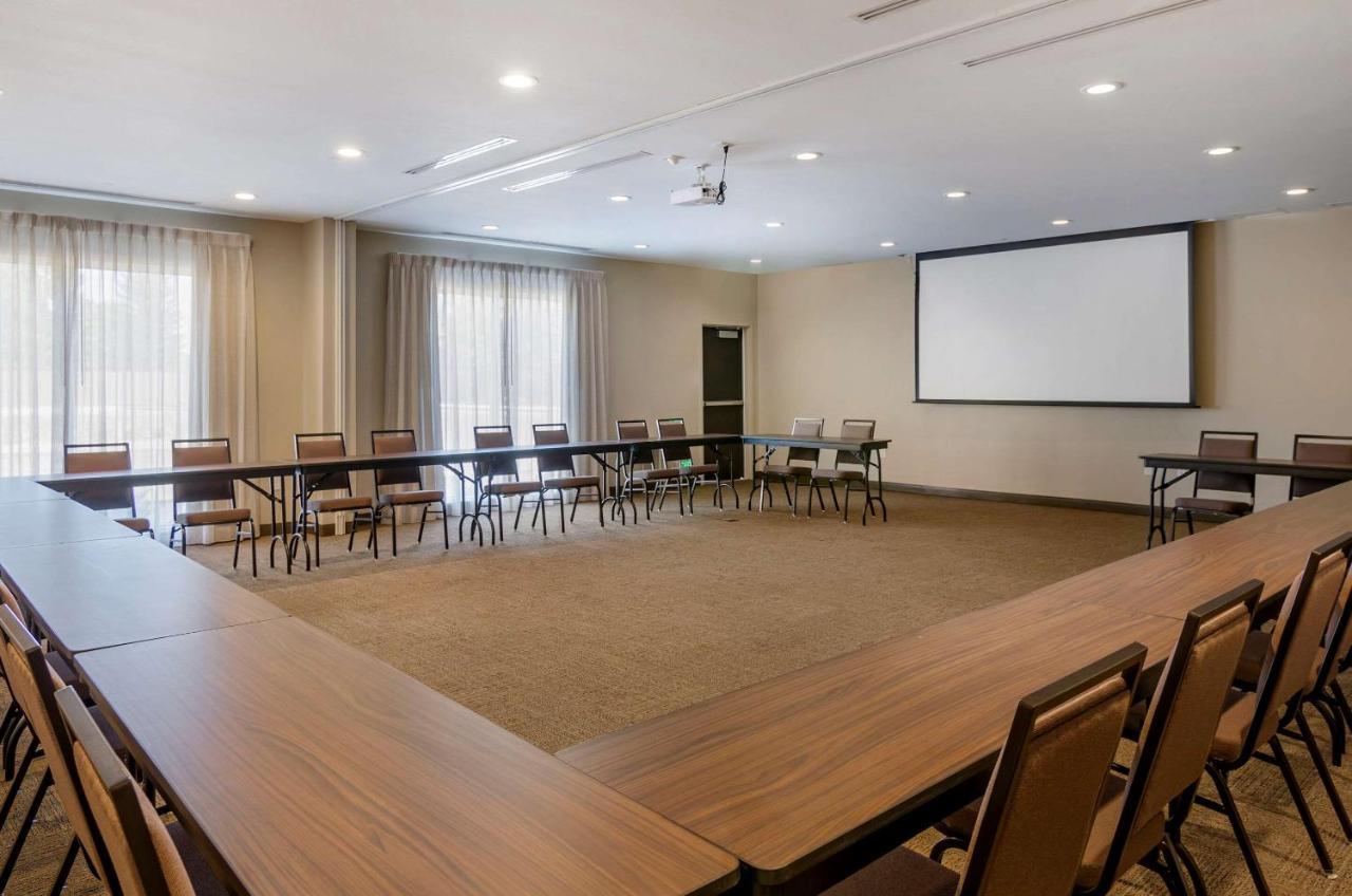 Sleep Inn & Suites Great Falls Airport Dış mekan fotoğraf